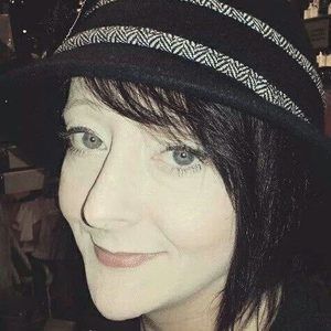 Meet your Posher, Teddi